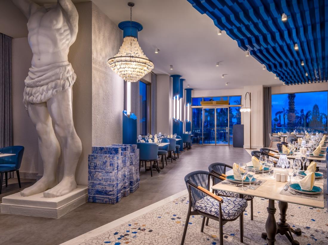 Рестораны - Еда и напитки - Delphin Palace