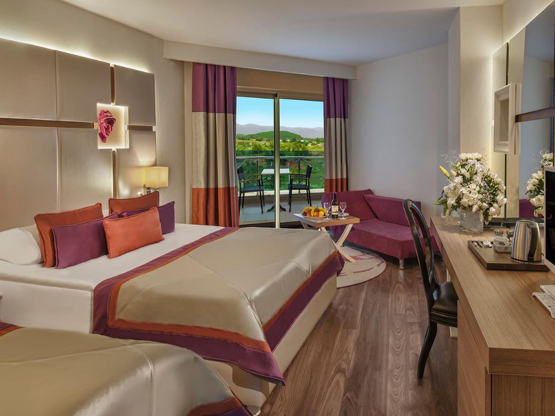 Standard Room - Accommodation - Botanik Hotel & Resort