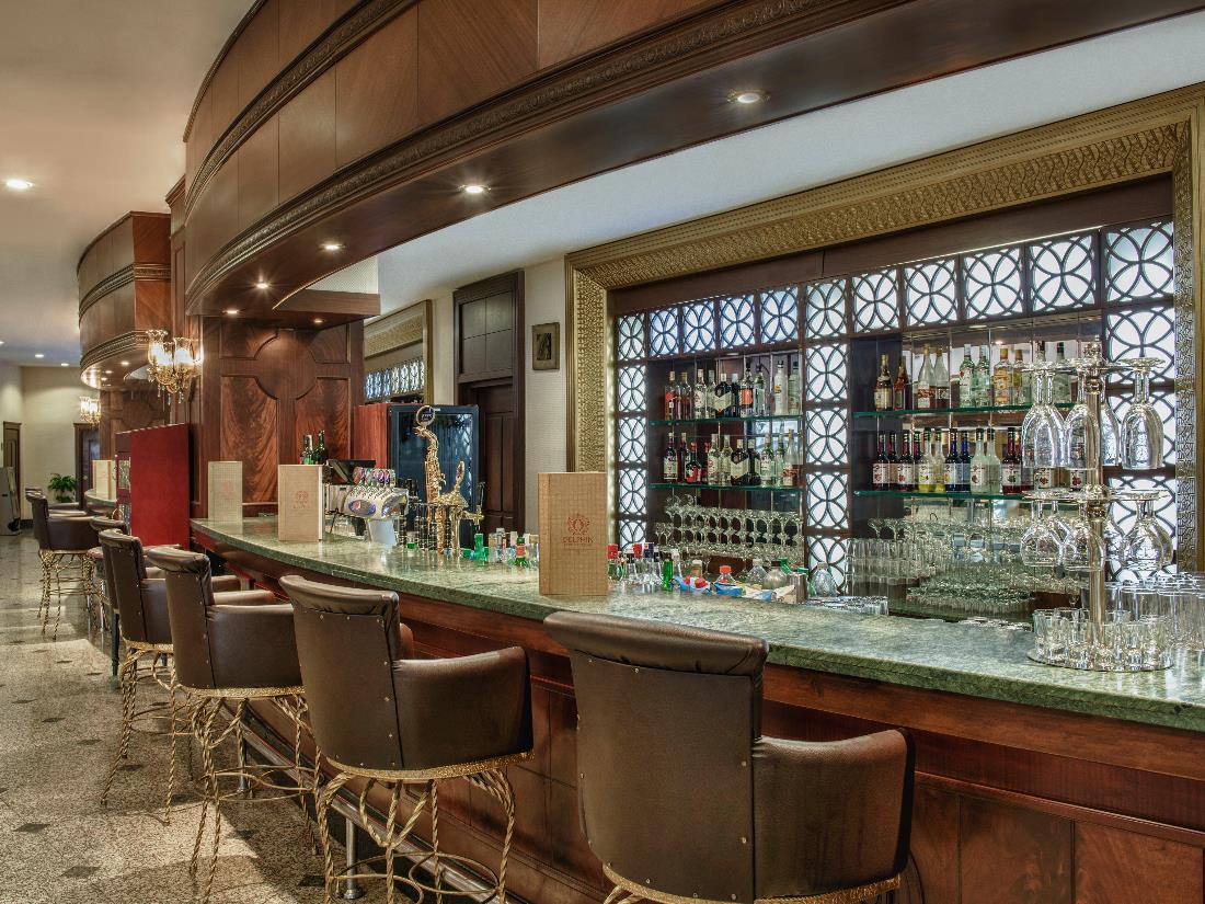 Lobby Bar - Bars - Food & Beverage - Delphin Palace